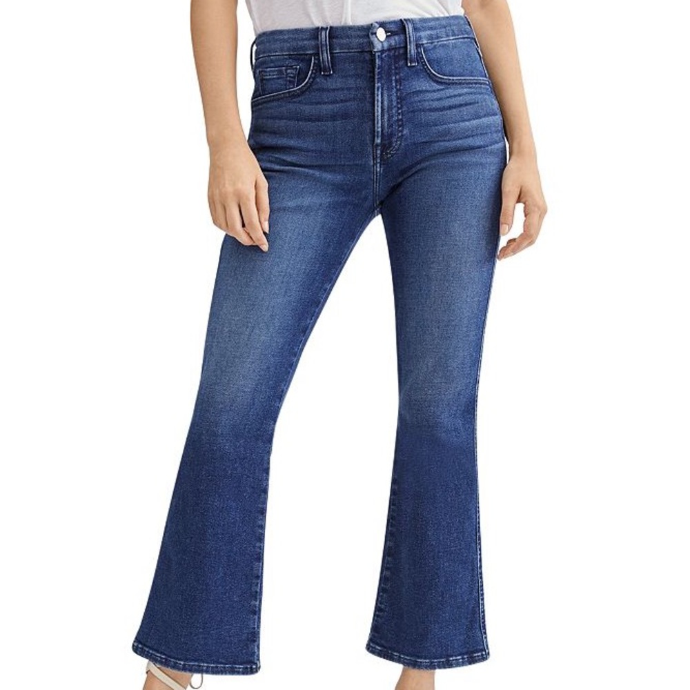 Jen 7 Cropped Kick Jeans!